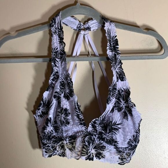 Victoria Secret PINK Black & White Lace Bralette - Picture 1 of 6